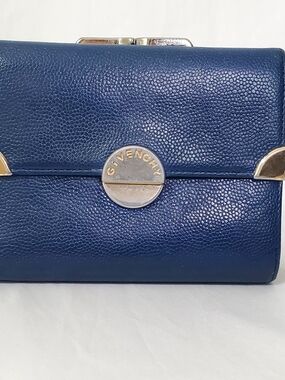 Givenchy Navy Leather Wallet - Elegant Women's Bag Accessory